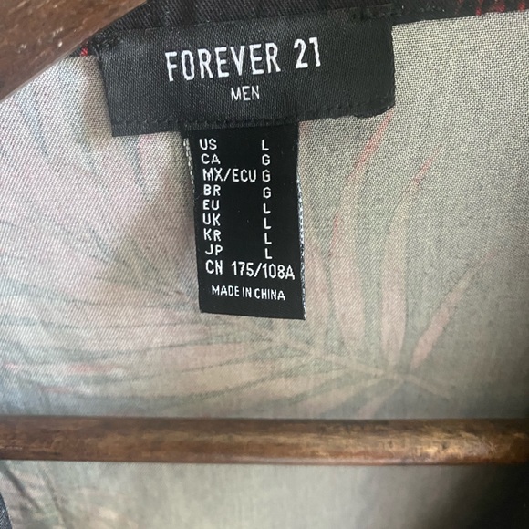Forever 21 - Picture 3 of 3